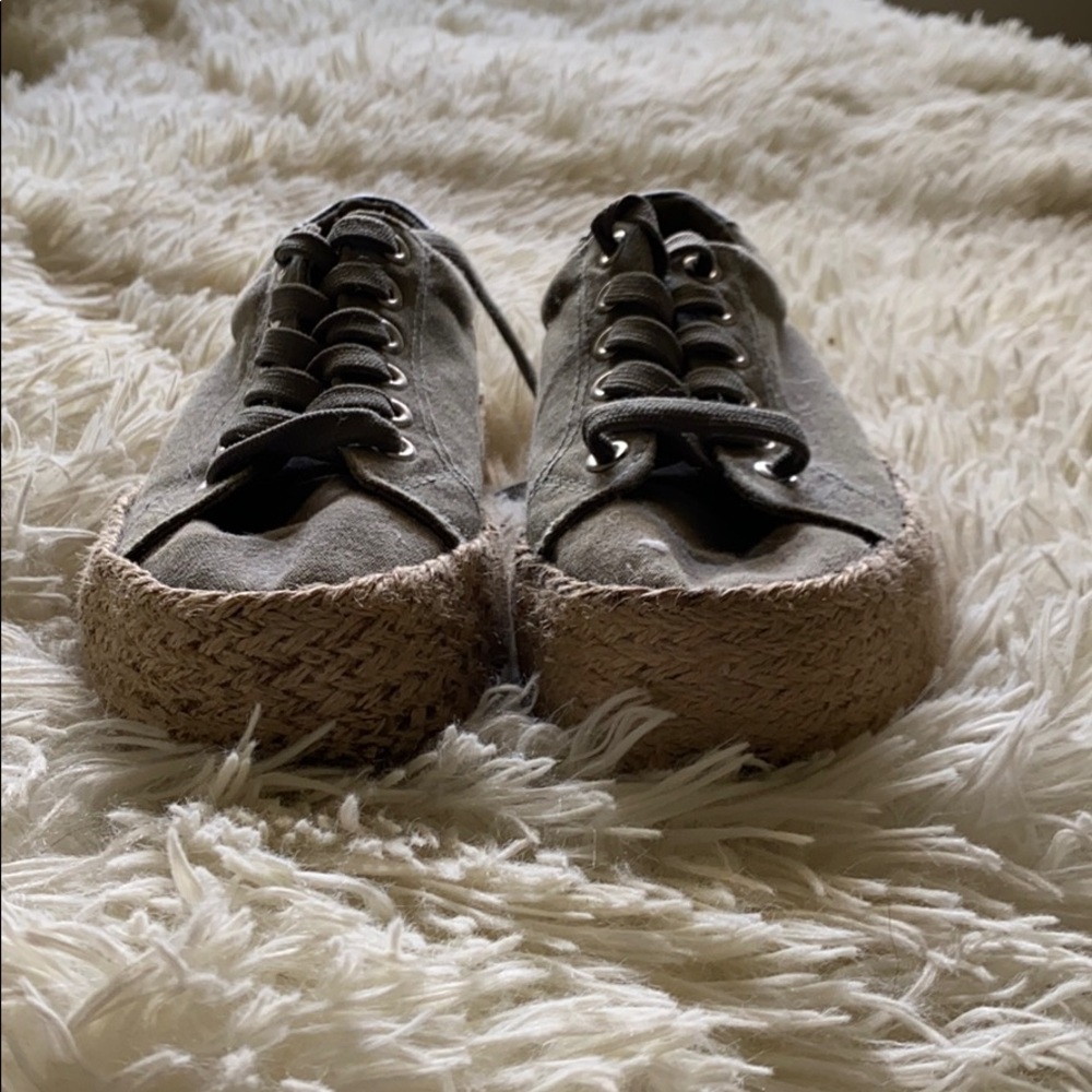 Platform Olive Green shoes